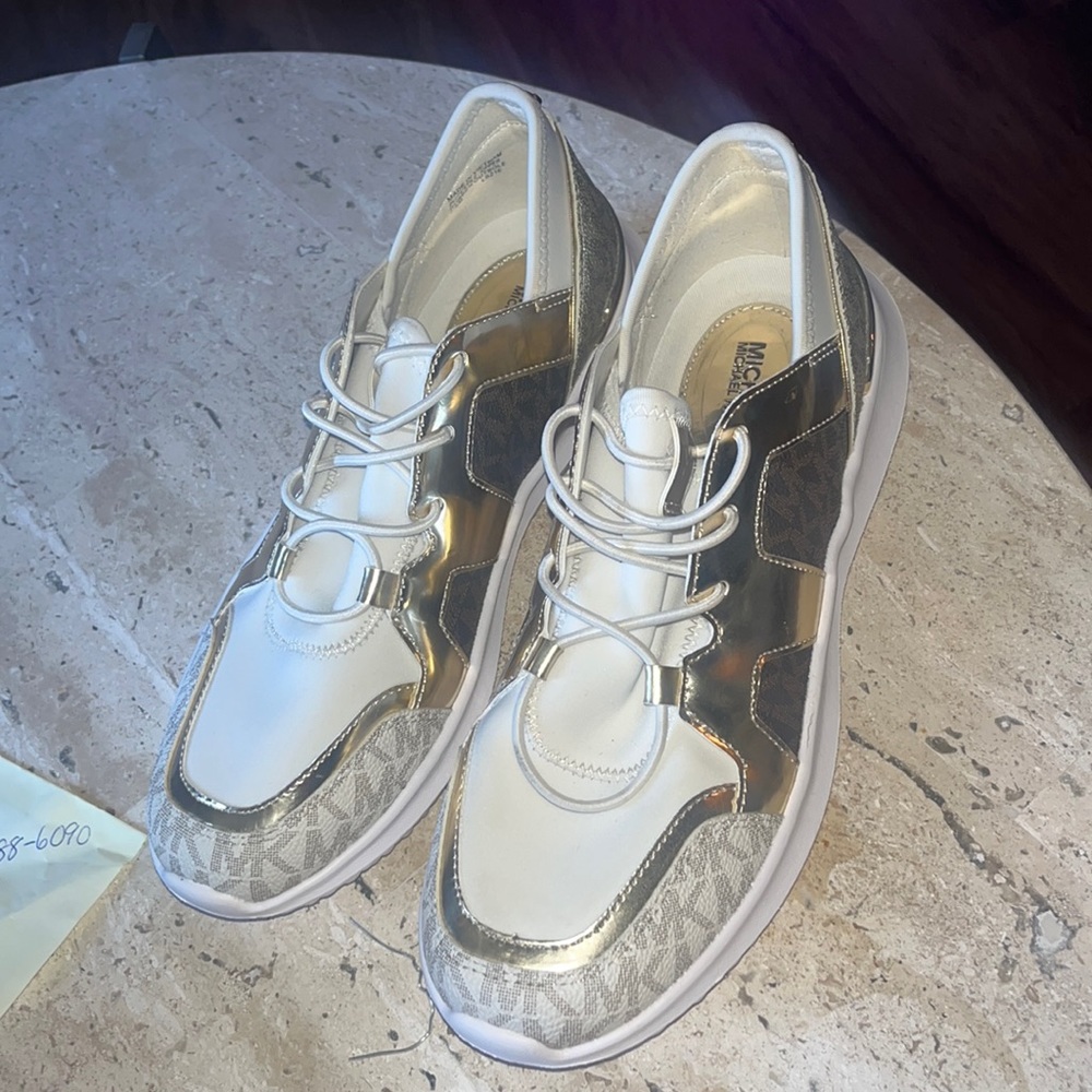 Michael kors women shoes new